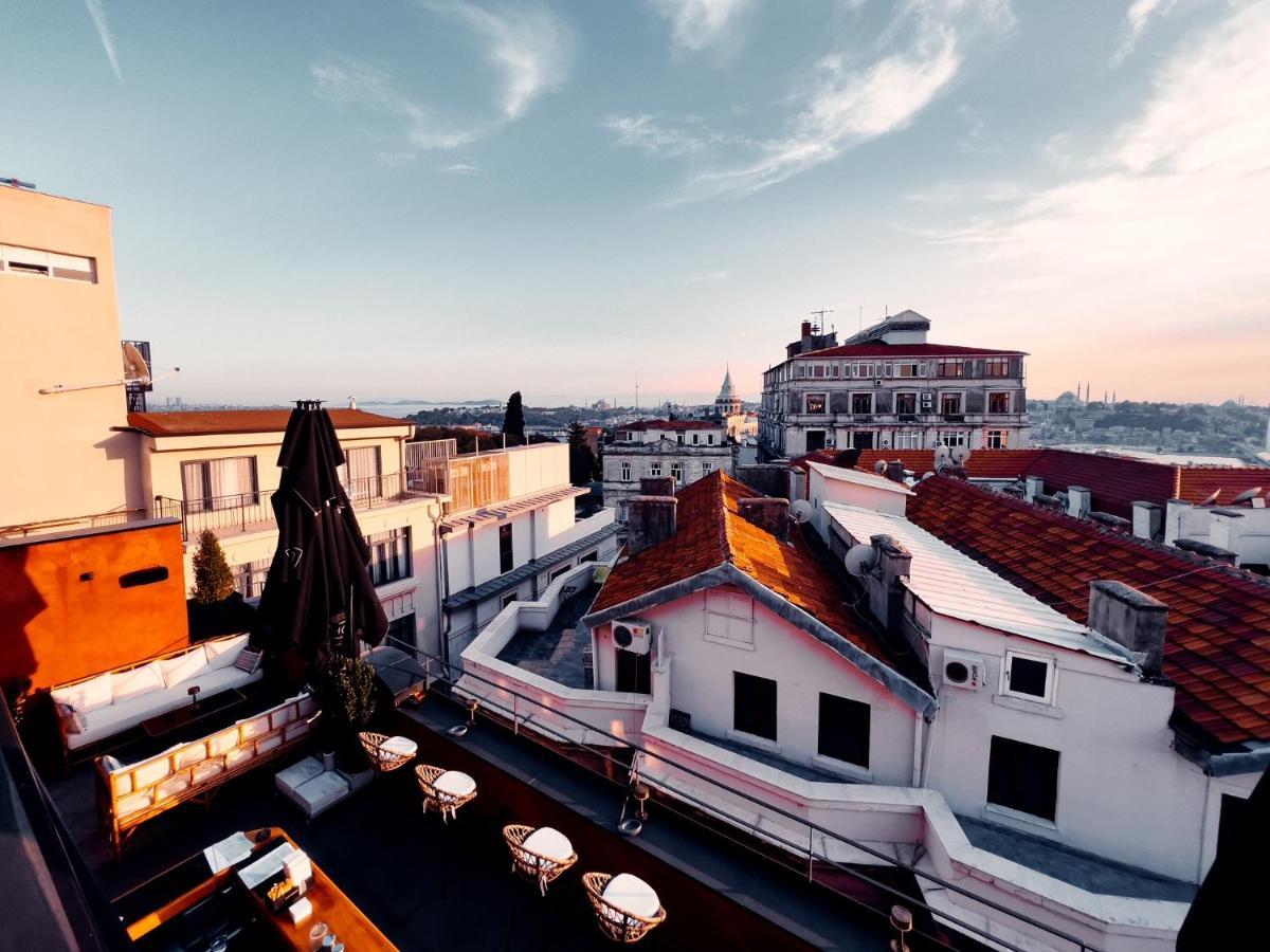 Ruz Hotels Istambul Exterior foto View of the city