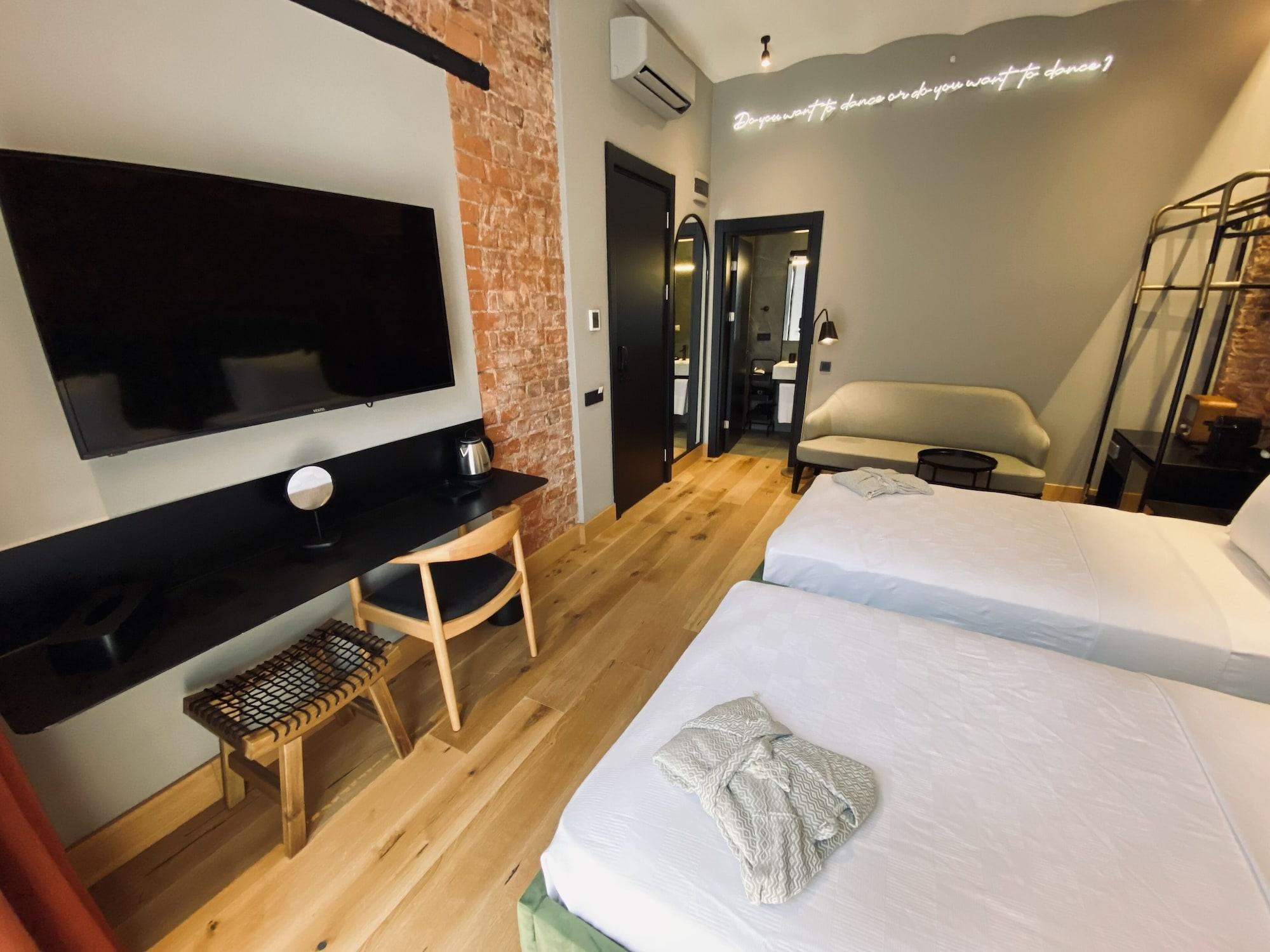 Ruz Hotels Istambul Exterior foto A room at the hotel